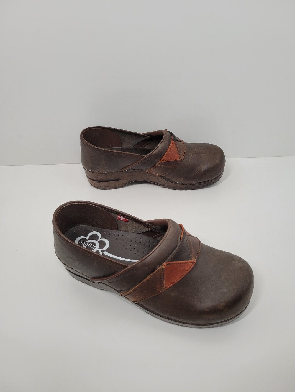 Sanita Brown Leather Slip On Clog Shoes Women Size 9 Eur 40